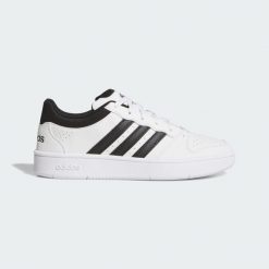 Buty HOOPS CLASSIC. Białe buty sportowe męskie Adidas, z gumy, bez zapięcia, do koszykówki. Za 279.00 zł.