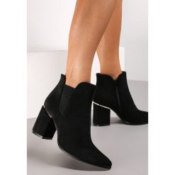 Czarne Botki Tyber. Czarne botki damskie Renee, przed kolano, bez obcasa, na obcasie, bez zapięcia. Za 149.99 zł.