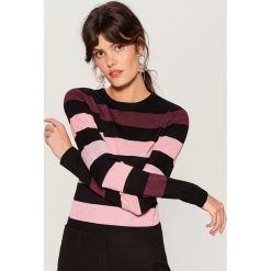 Sweter w pasy - Czarny. Czarne swetry damskie Mohito. Za 99.99 zł.