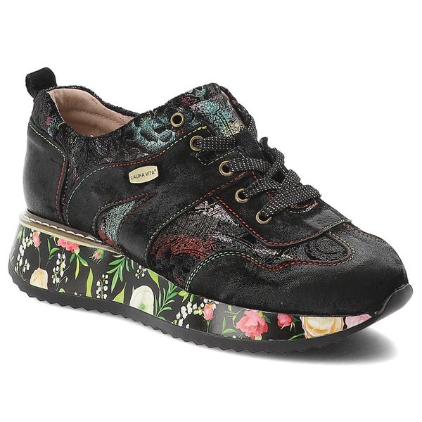 Czarne Sneakersy Laura Vita Buty Damskie Na Platformie. Czarne półbuty damskie Laura Vita, bez wzorów, bez obcasa, na platformie, bez zapięcia. Za 365.99 zł.