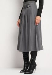 Szara Rozkloszowana Spódnica Preppy Plisowana Ozdobiona Paskiem z Klamrą Setira. Szare spódnice damskie Born2be, l, bez wzorów, biznesowe, midi, proste. Za 179.99 zł.