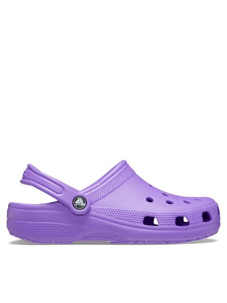 Crocs Klapki Classic Clog 10001 Fioletowy. Fioletowe klapki damskie Crocs, z tworzywa sztucznego. Za 179.99 zł.