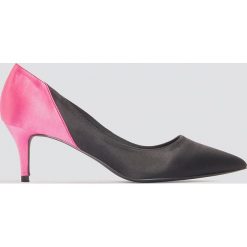 NA-KD Shoes Satynowe czółenka na średnim obcasie - Black,Multicolor. Czarne czółenka damskie NA-KD Shoes, z satyny. W wyprzedaży za 70.98 zł.