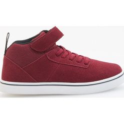 Sneakersy za kostkę - Bordowy. Czarne buty sportowe chłopięce marki Geox Kids, z gumy. Za 99.99 zł.