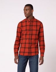 KOSZULA MĘSKA WRANGLER LS 1PKT SHIRT PICANTE BROWN W5A1T2X9H 112129990. Brązowe koszule męskie Wrangler, m, bez wzorów, bez kołnierzyka, bez ramiączek. Za 129.99 zł.