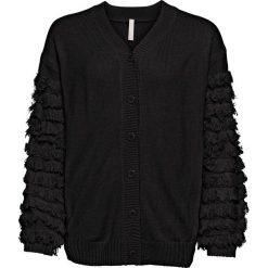 Sweter rozpinany z rękawami z frędzlami bonprix szary melanż. Kardigany damskie marki bonprix. Za 89.99 zł.