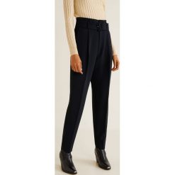 Mango - Spodnie Manuel4. Spodnie materiałowe damskie marki Mango. Za 139.90 zł.
