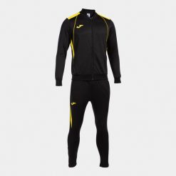 Dres Joma Championship VII. Czarne spodnie sportowe dla chłopców Joma, bez wzorów, z dresówki, sportowe, na fitness i siłownię. Za 244.95 zł.