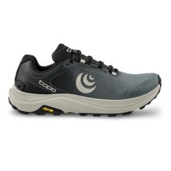 Damskie buty trailowe Topo Athletic MT-5. Czerwone obuwie sportowe damskie Topo Athletic, bez wzorów, do biegania. Za 584.60 zł.