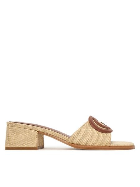 Guess Klapki FLJCN2 ELE03 Beżowy. Brązowe klapki damskie Guess, z aplikacjami, z syntetyku, bez obcasa. Za 269.99 zł.