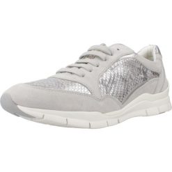 Buty GEOX D SUKIE Szary. Szare trekkingi damskie Geox, trekkingowe. Za 322.99 zł.