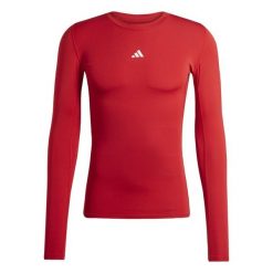 Koszulka męska adidas Techfit Long Sleeve Tee. Czerwone koszulki sportowe męskie Adidas, m, bez wzorów, z materiału, bez kołnierzyka, bez ramiączek, do piłki nożnej, techfit (adidas). Za 115.99 zł.