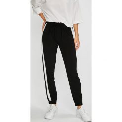 Tally Weijl - Spodnie. Spodnie materiałowe damskie marki TALLY WEIJL. W wyprzedaży za 69.90 zł.