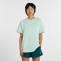 Koszulka damska New Balance WT41501COJ – miętowa. Zielone t-shirty damskie New Balance, m, bez wzorów, z bawełny, eleganckie, bez kołnierzyka. Za 119.99 zł.