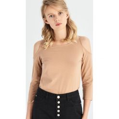 Bluzka cold shoulder - Żółty. Bluzki damskie marki Sinsay. Za 14.99 zł.