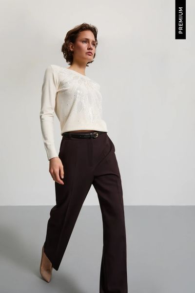 Eleganckie spodnie w kant brązowe. Brązowe spodnie materiałowe damskie MOODO, m, bez wzorów, z elastanu. Za 169.99 zł.