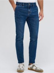 Jeansy chino slim fit - granatowy. Niebieskie jeansy męskie Sinsay, bez wzorów, z jeansu. Za 79.99 zł.