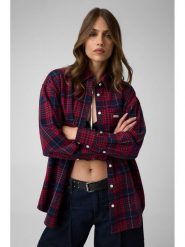 Guess Jeans Koszula W5BH40 WGMH1 Czerwony Regular Fit. Czerwone koszule męskie Guess Jeans, m, z aplikacjami, z bawełny, bez kołnierzyka, bez ramiączek. Za 350.99 zł.