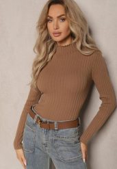 Brązowy Prążkowany Sweter z Półgolfem Kikisha. Brązowe swetry damskie Renee, s, bez wzorów, prążkowane, eleganckie, bez kołnierzyka, bez ramiączek, długie, bez kaptura. Za 69.99 zł.