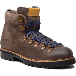Kozaki PEPE JEANS - Sherpa Boot Sde PMS50166 Stag 884. Brązowe kozaki męskie Pepe Jeans, z jeansu. Za 529.00 zł.