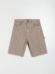 Bawełniane szorty baggy - szary. Szare szorty męskie Sinsay, m, bez wzorów, z bawełny. Za 69.99 zł.