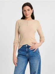 Koszulka z długimi rękawami - beżowy. Brązowe t-shirty damskie Sinsay, l, bez wzorów, bez kołnierzyka. Za 25.99 zł.
