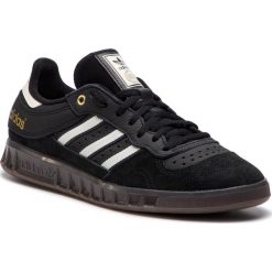 Buty adidas - Handball Top BD7627 Cblack/Owhite/Carbon. Półbuty na co dzień męskie Adidas. W wyprzedaży za 349.00 zł.
