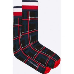 Tommy Hilfiger - Skarpety. Białe skarpety męskie Tommy Hilfiger, z bawełny. W wyprzedaży za 34.90 zł.