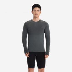 Koszulka do biegania z długim rękawem męska Kiprun Run 500. Zielone koszulki sportowe męskie KIPRUN, m, bez wzorów, z materiału, bez kołnierzyka, bez ramiączek, do biegania. Za 99.99 zł.
