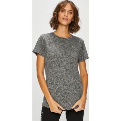 Under Armour - Top. Szare topy damskie Under Armour, z dzianiny, z okrągłym kołnierzem, z krótkim rękawem. Za 119.90 zł.