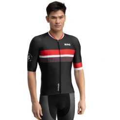 Męska koszulka rowerowa z krótkim rękawem Real Sporting de Gijón x. Czarne buty sportowe męskie SIROKO, bez zapięcia, rowerowe. Za 339.00 zł.