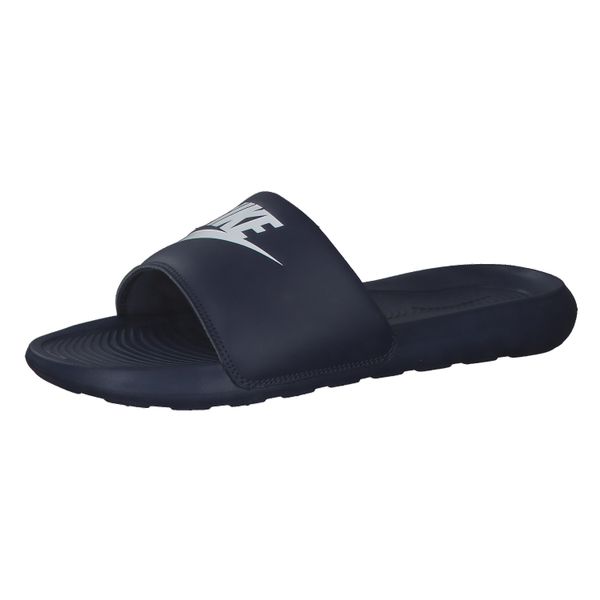 Klapki męskie Nike Victori One Slide. Białe klapki męskie Nike, z jeansu, eleganckie. Za 129.99 zł.