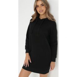 Czarna Bluza Długa z Kapturem Akare. Czarne bluzy damskie Born2be, m, bez wzorów, z polaru, z kapturem. Za 74.99 zł.