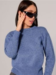 Sweter - niebieski. Niebieskie swetry damskie Sinsay, l, bez wzorów, bez kołnierzyka, bez ramiączek, bez kaptura. W wyprzedaży za 29.99 zł.