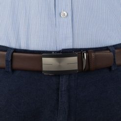Pasek męski skórzany 3,5 cm klamra automatyczna Beltimore brązowy 02-567 : Kolory - brązowy, beżowy, Rozmiar pasków - r.110-125 cm. Brązowe paski damskie bez wzorów, ze skóry, wizytowe. Za 64.99 zł.