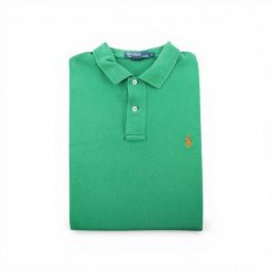 Second life - Męska zielona koszulka polo z krótkim rękawem - Stan dobry. Zielone buty sportowe męskie Ralph Lauren, m, bez wzorów, bez kołnierzyka, bez ramiączek, na golfa. Za 106.46 zł.