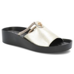 Klapki damskie S. Barski, na platformie ze skóry naturalnej z ozdobą eleganckie, złote, KV51-034. Żółte sandały damskie S.BARSKI, z aplikacjami, ze skóry, bez obcasa, na koturnie, bez zapięcia. Za 139.00 zł.