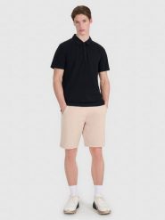 4F Spodenki dresowe męskie - beżowe XL. Brązowe krótkie spodenki sportowe męskie 4f, l, bez wzorów, z bawełny. Za 129.99 zł.