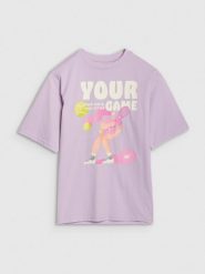 4F T-shirt oversize z nadrukiem dziewczęcy - fioletowy 152 (11-12 lat). Fioletowe t-shirty i topy dla dziewczynek 4f, bez wzorów, z bawełny, bez ramiączek. W wyprzedaży za 19.99 zł.