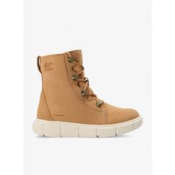 Buty zimowe damskie Sorel Explorer III Joan WP. Brązowe obuwie sportowe damskie Sorel, bez wzorów, trekkingowe. Za 492.99 zł.