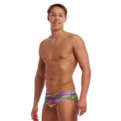 Kąpielówki męskie slipy na basen treningowe Funky Trunks Static Stack. Zielone kąpielówki męskie FUNKY TRUNKS, m, bez wzorów, do pływania. Za 124.99 zł.