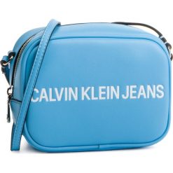 Torebka CALVIN KLEIN JEANS - Sculpted Logo Camera Bag K60K605247 445. Listonoszki damskie marki Calvin Klein Jeans. Za 269.00 zł.