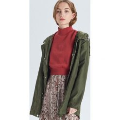 Kurtka parka z kapturem - Khaki. Kurtki damskie Cropp. W wyprzedaży za 69.99 zł.