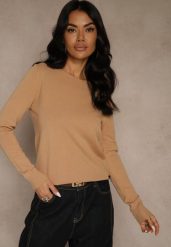 Ciemnobeżowy Gładki Sweter w Minimalistycznym Stylu Tevra. Brązowe swetry damskie Renee, l, bez wzorów, z jeansu, casualowe, bez kołnierzyka, bez ramiączek, bez kaptura. Za 39.99 zł.