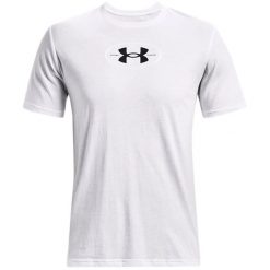 Koszulka fitness męska Under Armour Repeat Ss graphics. Białe koszulki sportowe męskie Under Armour, m, bez wzorów, bez kołnierzyka, bez ramiączek, na fitness i siłownię. Za 175.88 zł.