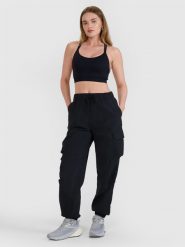 4F Spodnie casual cargo damskie - czarne XL. Czarne spodnie materiałowe damskie 4f, l, bez wzorów, z syntetyku. Za 149.99 zł.