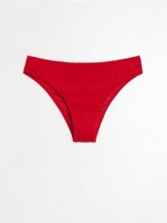 Strukturalny dół od bikini - czerwony. Czerwone bikini damskie Sinsay, l, bez wzorów. Za 25.99 zł.