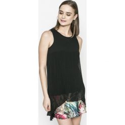 Desigual - Sukienka Miriam. Sukienki damskie marki Desigual. W wyprzedaży za 239.90 zł.