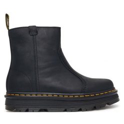 Botki Dr. Martens. Czarne botki damskie Dr. Martens, bez obcasa, na płaskiej podeszwie, bez zapięcia. Za 849.99 zł.
