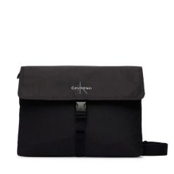 Saszetka Calvin Klein. Czarne torby na laptopa męskie Calvin Klein, bez wzorów. Za 329.99 zł.